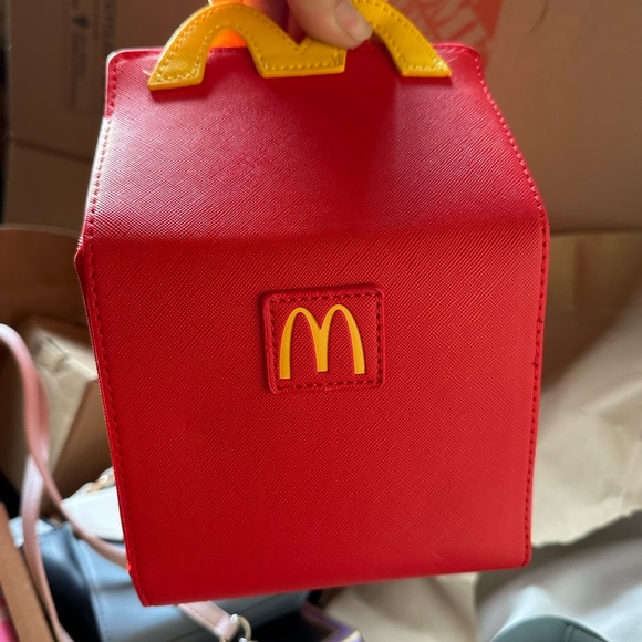 McDonald’s Loungefly Happy Meal Crossbody brand new never used with tags - Picture 4 of 8